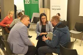 Pokaż zdjęcie: Dzień dla Osób z Niepełnosprawnościami pt. „Żyj aktywnie - pokaż swoje atuty” 