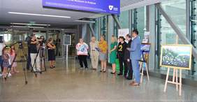 Pokaż zdjęcie: Otwarcie wystawy "Pasja dodająca skrzydeł"