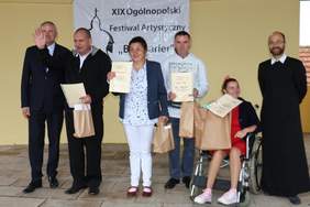 Pokaż zdjęcie: XIX Ogólnopolski Festiwal Artystyczny „Bez Barier" na Świętej Górze