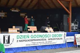 Pokaż zdjęcie: występy artystyczne 