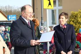 Pokaż zdjęcie: Jan Sikorski, wójt gminy Kazimierz Biskupi oraz Anna Skupień, dyrektor Oddziału Wielkopolskiego PFRON