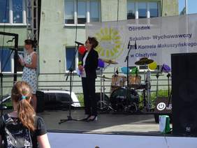 Pokaż zdjęcie: Przywitanie gości przez dyrektor Ośrodka