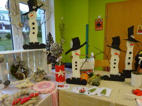 Pokaż zdjęcie: Wystawa ozdób świątecznych