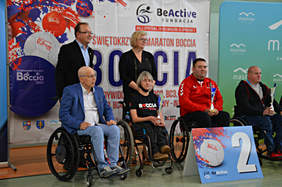 Pokaż zdjęcie: wręczenie nagród, fot. T. Królak 