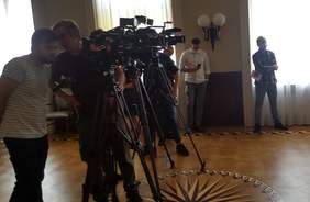 Pokaż zdjęcie: przedstawiciele mediów lokalnych: TVP3, TOYA, TVN, Radio Łódź