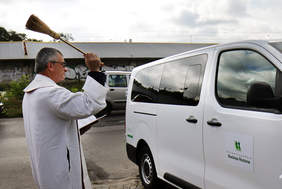 Pokaż zdjęcie: Przekazanie busa 3