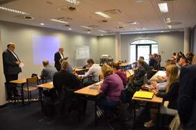 Pokaż zdjęcie: Uczestnicy konferencji