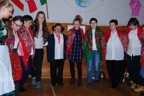 Pokaż zdjęcie: Występ artystyczny podopiecznych Stowarzyszenia „Nasz dom”