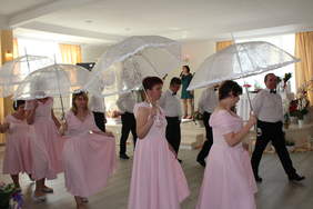 Pokaż zdjęcie: Występ artystyczny uczestników WTZ