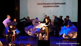 Pokaż zdjęcie: Występy artystyczne w ramach obchodów Dnia Godności Osób z Niepełnosprawnością Intelektualną w Kole