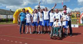 Pokaż zdjęcie: reprezentacja Powiatowego Środowiskowego Domu Samopomocy z Czepowa