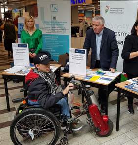 Pokaż zdjęcie: Targi Pracy w Kielcach