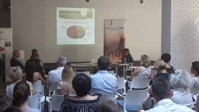 Pokaż zdjęcie: uczestnicy spotkania  seminaryjnego