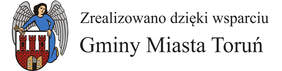 Herb miasta Toruń - Anioł z rozpostartymi skrzydłami, który trzyma w dłoni klucz i herb, który przedstawia zabytkową budowlę, opok napis "Zrealizowano dzięki wsparciu Gminy Miasta Toruń"