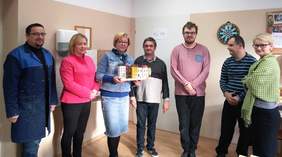 Pokaż zdjęcie: Wizyta dyrektor Marty Mordarskiej w WTZ w Gostwicy