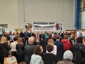 Pokaż zdjęcie: Opoczyńskie Targi Pracy i Edukacji 