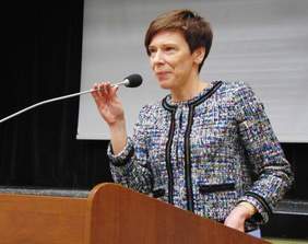 Pokaż zdjęcie: Wystąpienie Anny Skupień, dyrektor Oddziału Wielkopolskiego PFRON