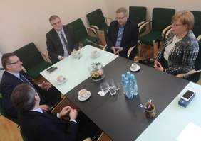 Pokaż zdjęcie: Spotkanie z władzami Krynicy - Zdroju oraz prof. dr hab. inż. Stanisławem Mazurem – Dziekanem UR
