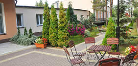 Ogród w Ośrodku Szkolno-Wypoczynkowym w Broku