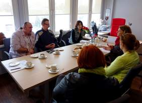 Uczestnicy spotkania podczas dyskusji