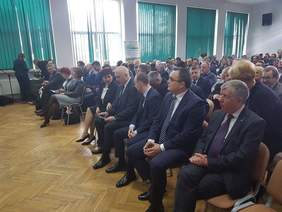 Pokaż zdjęcie: Uczestnicy konferencji