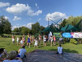 Pokaż zdjęcie: rekreacja na Pikniku