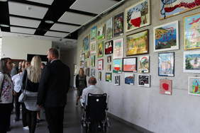 Pokaż zdjęcie: Wystawa prac konkursowych