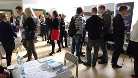 Pokaż zdjęcie: Targi_Pracy_Uniwersytetu_Zielonog_rskiego.jpg