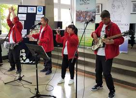 Pokaż zdjęcie: Zaproszenie na XXXIII Festiwal Piosenki