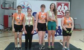 Pokaż zdjęcie: Magda zdobyła Złoty Medal podczas Mistrzostw Polski na ergometrze we Wrocławiu