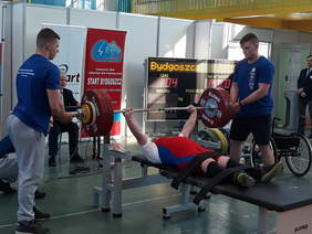 Pokaż zdjęcie: Udział w zawodach wzięło 112 zawodniczek i zawodników z całego kraju