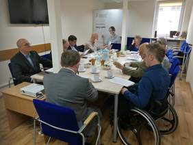 Pokaż zdjęcie: Spotkanie Wojewódzkiej Społecznej Rady do Spraw Osób Niepełnosprawnych w Oddziale Opolskim PFRON z przedstawicielami ZAZów z Opolszczyzny