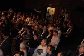 Pokaż zdjęcie: Uczestnicy spotkania