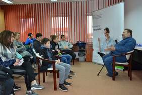 Pokaż zdjęcie: Prelekcja Tomasza Czajczyca