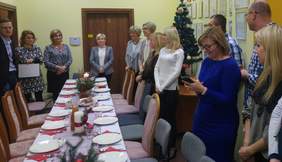 Pokaż zdjęcie: spotkanie wigilijne pracowników oraz byłych pracowników Oddziału