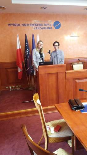 Pokaż zdjęcie: Pracownik Oddziału Inga Mikee