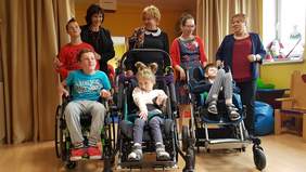 Pokaż zdjęcie: Spotkanie dyrektor Marty Mordarskiej z podopiecznymi Stowarzyszenia "Przystań"