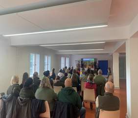 Pokaż zdjęcie: Uczestnicy seminarium podczas spotkania z przedstawicielami Nationalpark Eifel