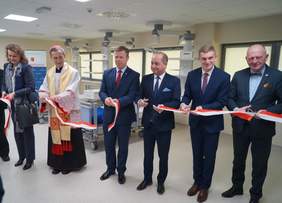 Pokaż zdjęcie: Otwarcie nowego skrzydła Szpitala im. J. Dietla w Krynicy-Zdroju (fot. Krzysztof Stachura)