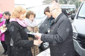 Pokaż zdjęcie: Anna Skupień- dyrektor Oddziału Wlkp. PFRON, Józef Nowicki Prezydent Miasta Konina