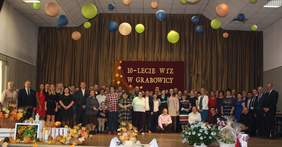 Pokaż zdjęcie: Zaproszeni goście i uczestnicy WTZ