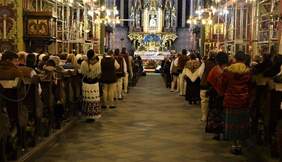 Pokaż zdjęcie: Msza święta w kościele św. Marii Magdaleny w Rabce - Zdroju