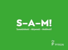 Jasny napis na zielonym tle, w prawym dolnym rogu logo PFRON.