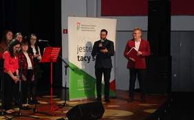 Pokaż zdjęcie: Ks. Paweł Bartoszewski Dyrektor ŚDS Misericordia, Jerzy Dębski Dyrektor Oddziału Lubelskiego PFRON,Kapela Turobińska