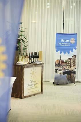 Pokaż zdjęcie: ROTARY WINE NIGHT