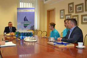 Pokaż zdjęcie: Spotkanie u starosty