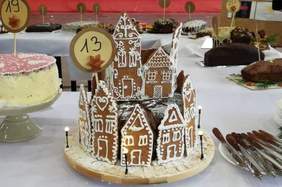 Pokaż zdjęcie: Wyróżniony piernik - ŚDS w Żegocinie