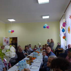 Pokaż zdjęcie: Zaproszeni goście