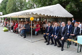 Pokaż zdjęcie: Uczestnicy wydarzenia