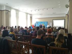 Pokaż zdjęcie: Przedstawiciele MOPS i PCPR